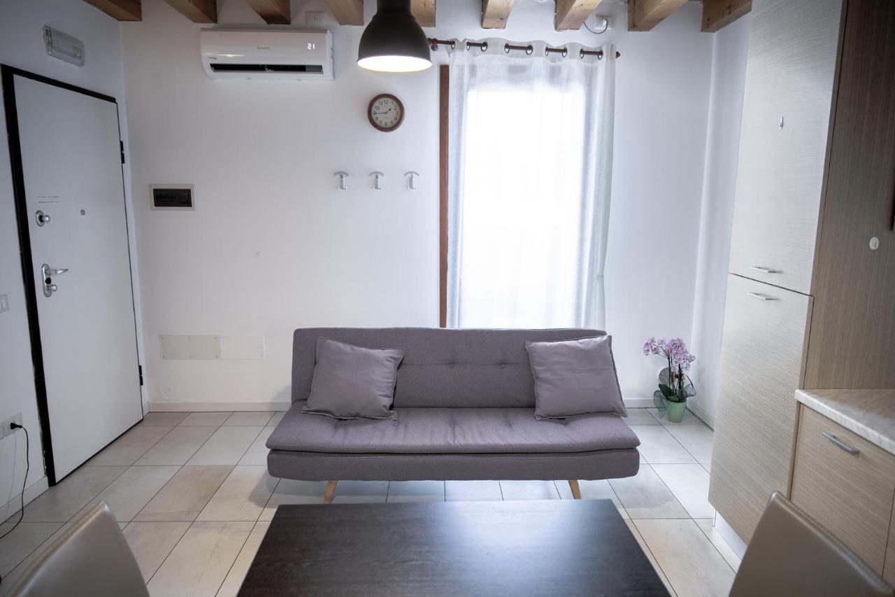 Apartamento Vicolo J. Da Ponte - Bassano Centro Storico Bassano del Grappa Exterior foto