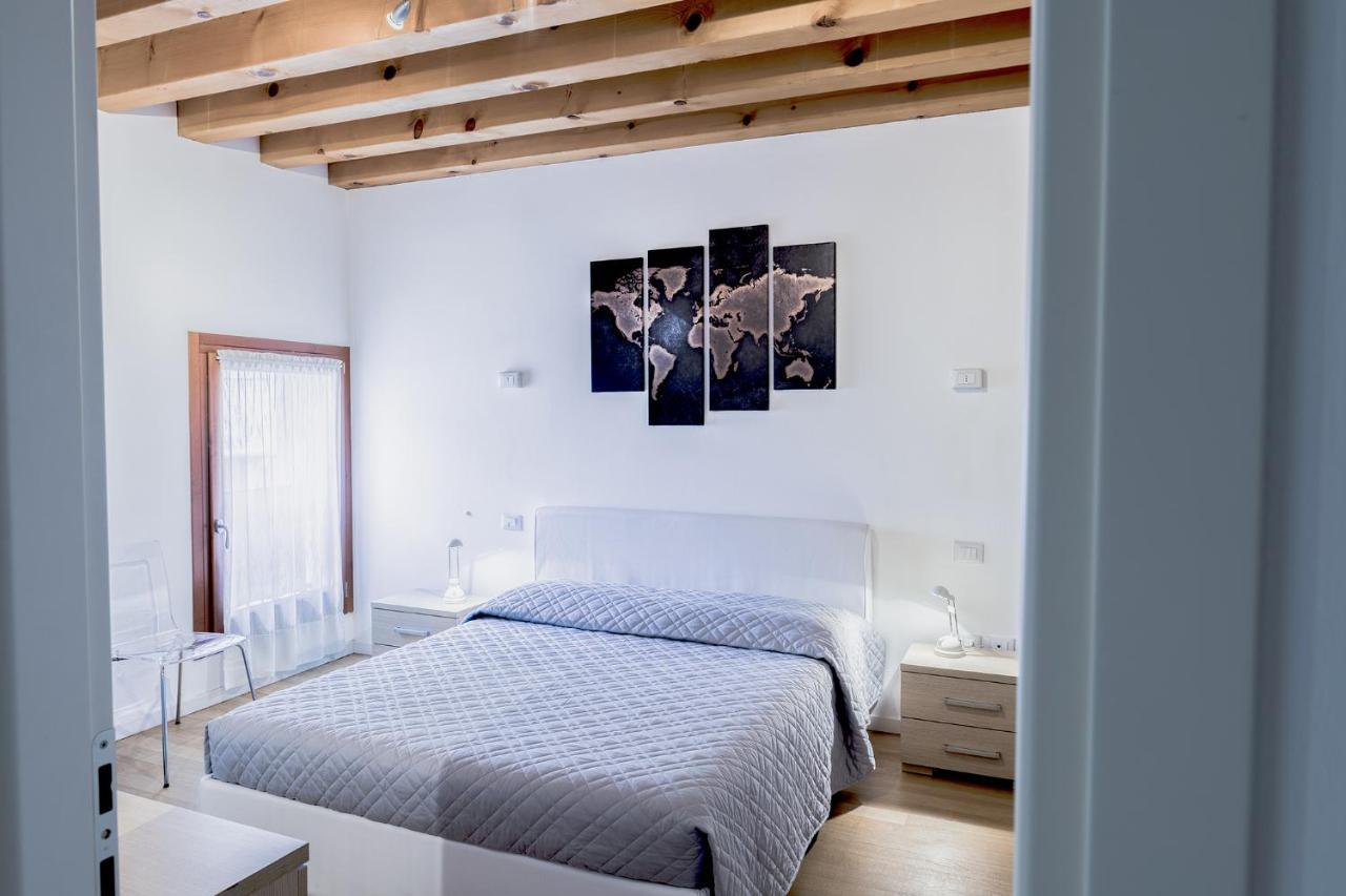 Apartamento Vicolo J. Da Ponte - Bassano Centro Storico Bassano del Grappa Exterior foto