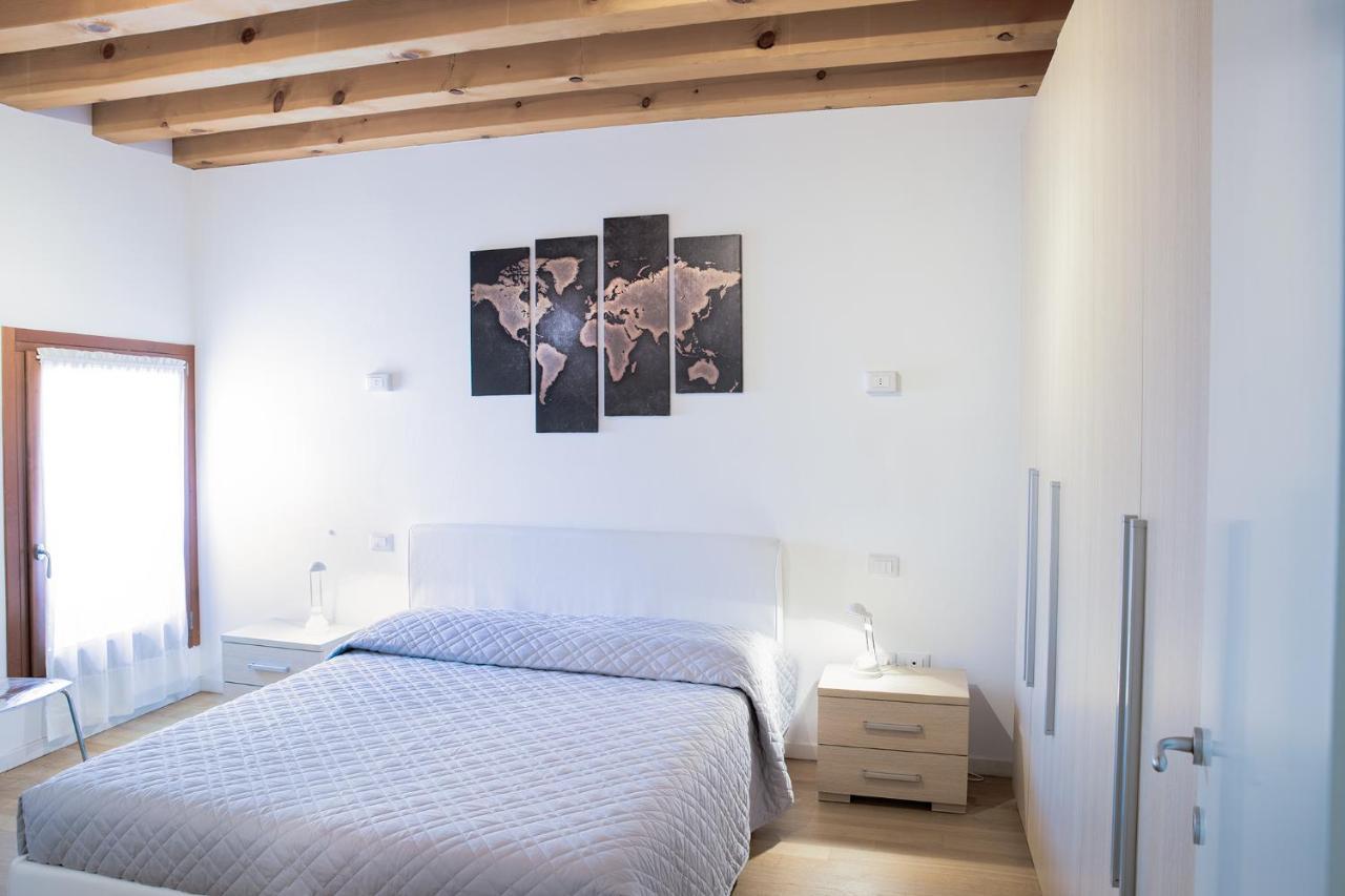 Apartamento Vicolo J. Da Ponte - Bassano Centro Storico Bassano del Grappa Exterior foto