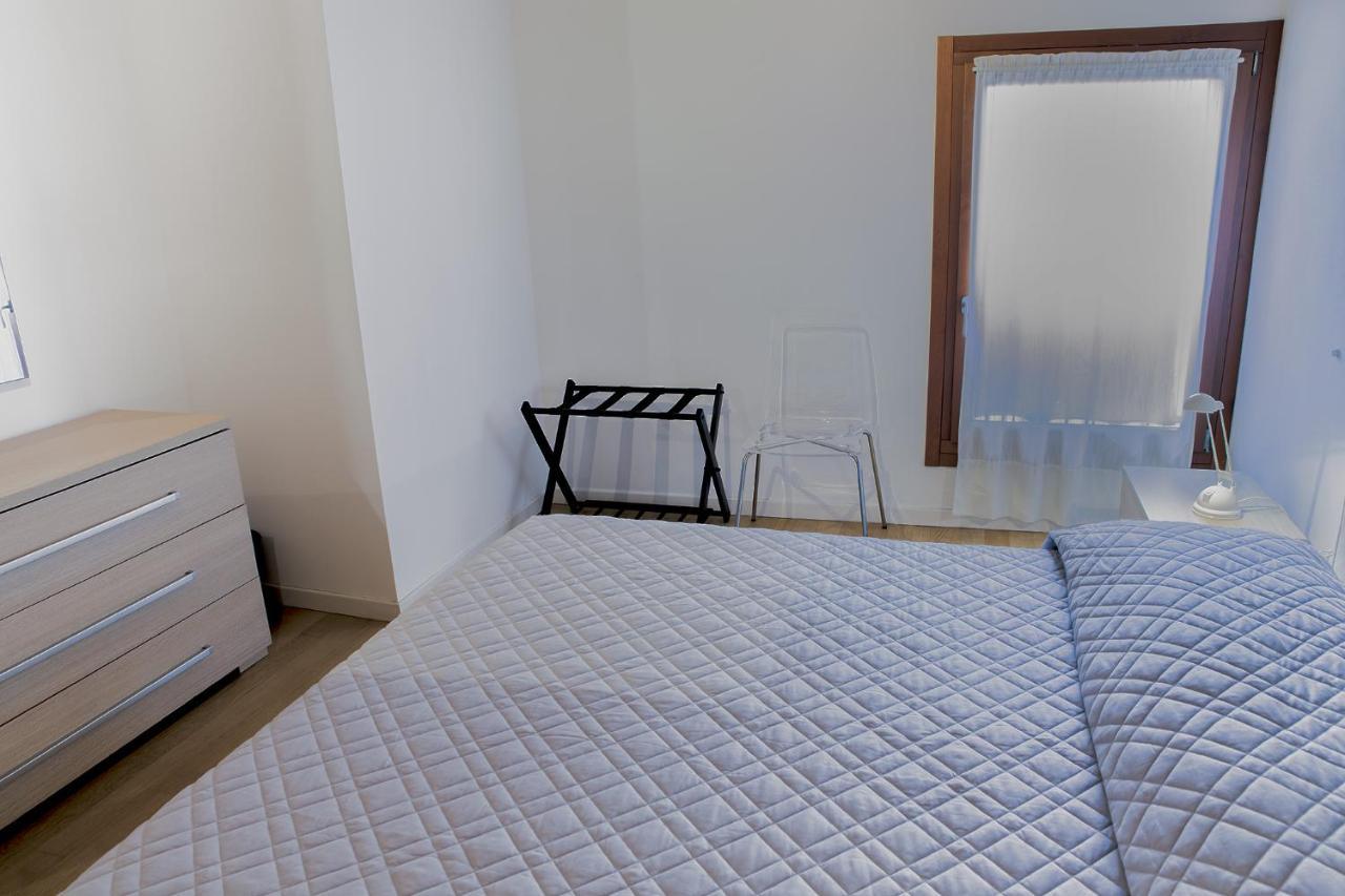 Apartamento Vicolo J. Da Ponte - Bassano Centro Storico Bassano del Grappa Exterior foto